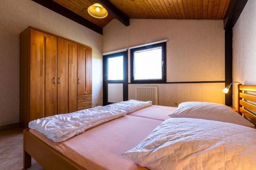 Ferienwohnpark Immenstaad Am Bodensee Satteldachhaus Typ 9 Sd 03