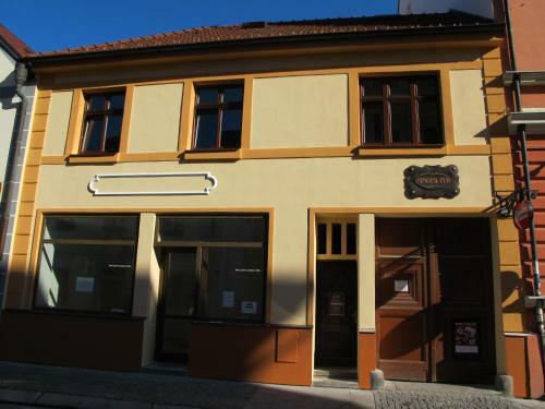 Hostel Singer Pub