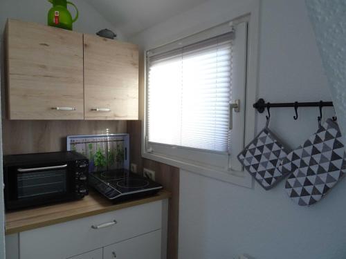 Apartamento Ferienwohnungen "kaj�te Leer", 15199