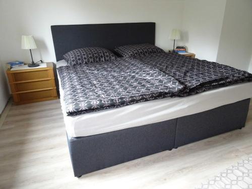 Apartamento Ferienwohnungen "kaj�te Leer", 15199