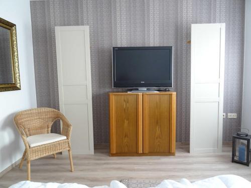 Apartamento Ferienwohnungen "kaj�te Leer", 15199