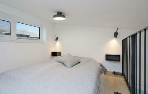 Nice Home In Lembruch/d�mmer See W/ Sauna And 2 Bedrooms