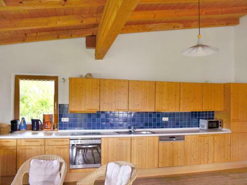 Holiday Home Am Goldenen Steig - Mah100