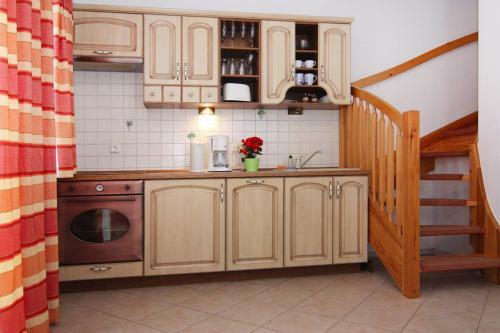 Holiday Home Haffschein M�nkebude - Dos09070-f