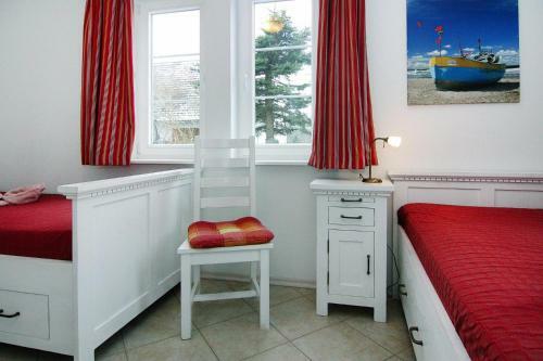 Holiday Home Haffschein M�nkebude - Dos09070-f