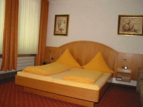 Bed & Breakfast Hotel G�stehaus Theresia Garni