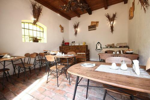 Hostal Zdrav� Kav�rna