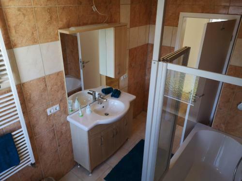 Apartamento Ferienwohnungen-oberkochen.de Stadtherberge Sperberstra�e