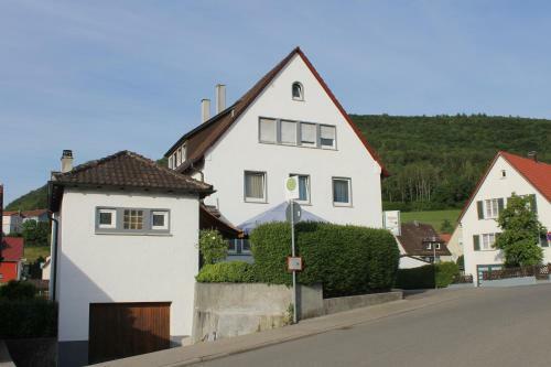 Apartamento Ferienwohnungen-oberkochen.de Stadtherberge Sperberstra�e