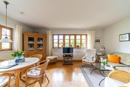 Apartamento Ahrenshooper Landhaus 01