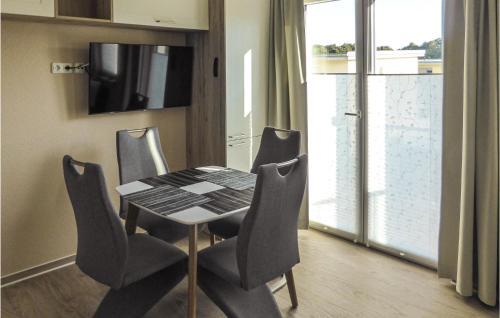 Awesome Apartment In Graal M�ritz W/ Wifi And 1 Bedrooms