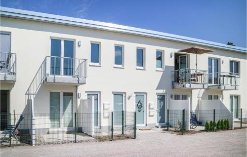 Awesome Apartment In Graal M�ritz W/ Wifi And 1 Bedrooms