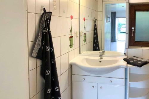Apartamento Kajuete Im Reethus Gartenwohnung
