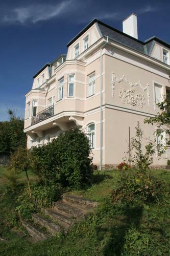 Hostal Penzion Jelen Vranov Nad Dyj�