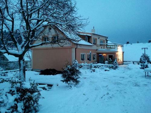 Hostal Penzion Hugo