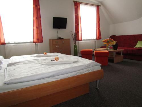 Hostal Penzion Oregano T?ebo?