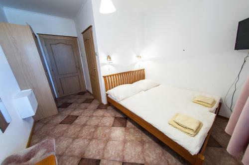 Hostal Penzion Eden