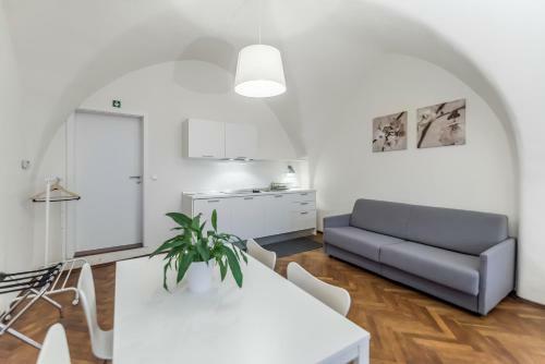 Tgm Hotel Residence