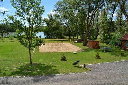 Hostal Penzion Ml�n Sedlec