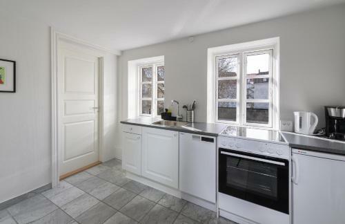 Adnana - Apartment Suite 3 Aalborg Center