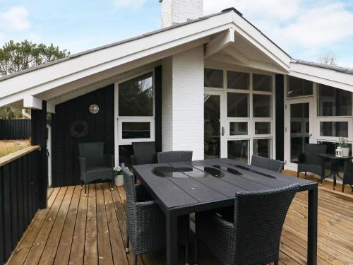 Holiday Home �lb�k Lxvii