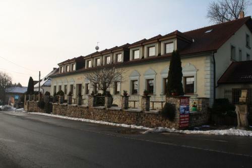 Hotel Bou?ek