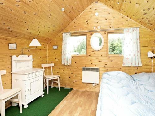 Three-bedroom Holiday Home In H�jslev 8