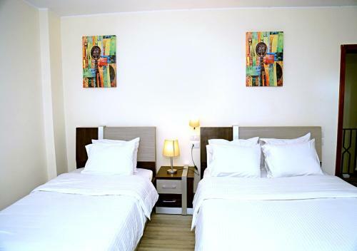 Hostal Pyramids Shadow Guest House