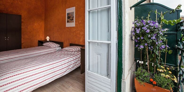 Hostal Casinha Das Flores