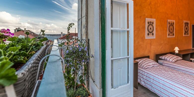 Hostal Casinha Das Flores