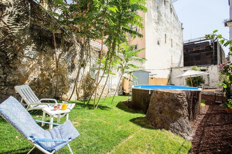 Hostal Casinha Das Flores