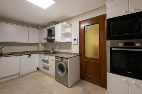 Apartamento Zona Tranquilo Y Verde, Piso Familiar Grande