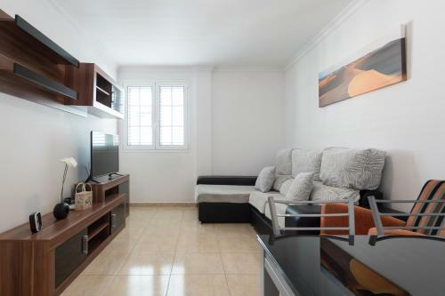 Apartamento Spacious 3br Apt Near Arinaga Beach