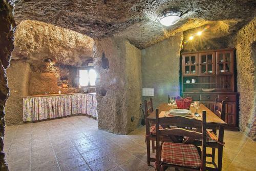 Holiday Accomodations H�hlenwohnungen Artenara - Lpa01041-uyb