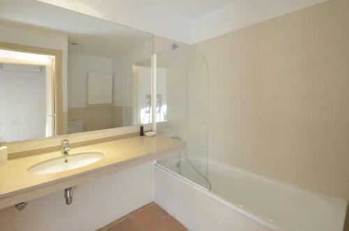 Begur Apartment Sleeps 10 With Pool Air Con And Wifi