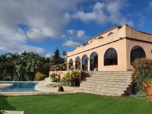 Arresting Villa In Benalm�dena With Private Swimming Pool