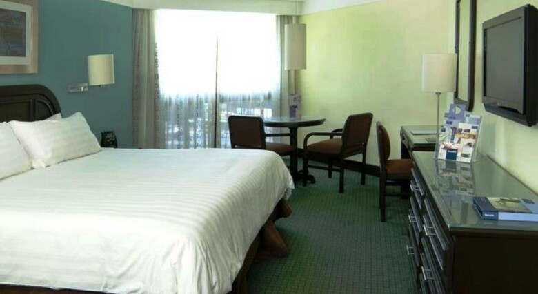 Hotel Barcel� Santo Domingo