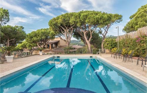 Four-bedroom Holiday Home In Cabrils