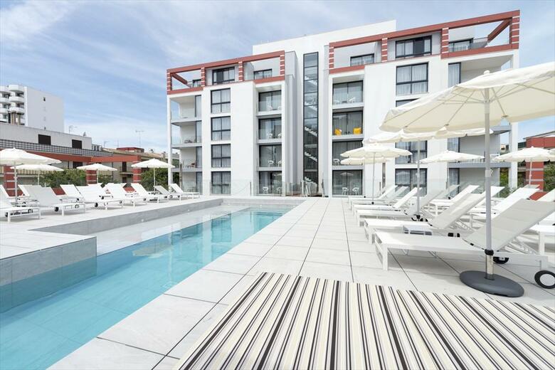 Hotel Kyrat Amarac Suites