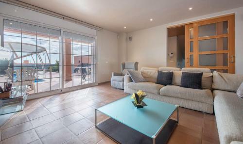 R112 Villa Ripoll