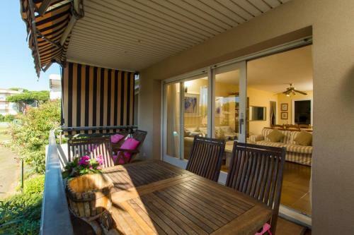 Calella de Palafrugell Apartment Sleeps 6 Pool