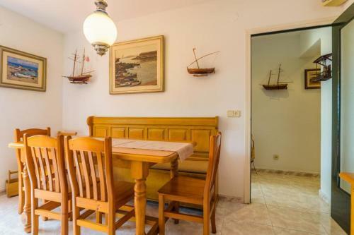 Calella de Palafrugell Apartment Sleeps 4 Pool