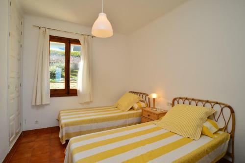Calella de Palafrugell Apartment Sleeps 4 Pool