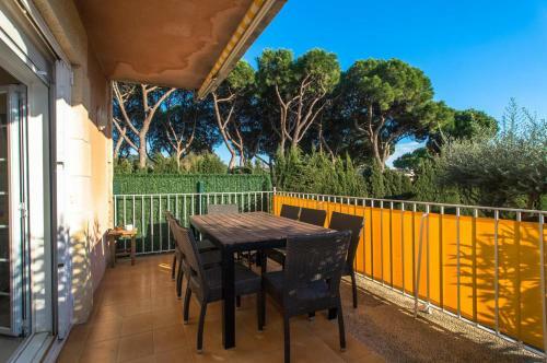 Calella de Palafrugell Holiday Home Sleeps 8 With Pool