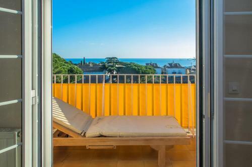 Calella de Palafrugell Holiday Home Sleeps 8 With Pool