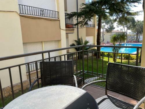 Apartment In Calella de Palafrugell Sleeps 6 With Pool