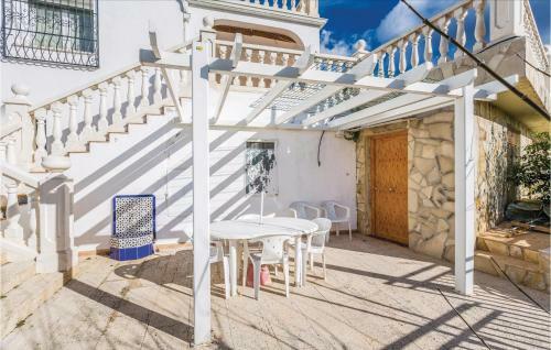 Five-bedroom Holiday Home In Callosa D'en Sarria