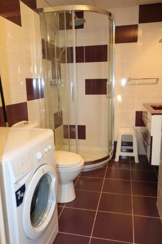2 Bedrooms Apartment With Sea Views