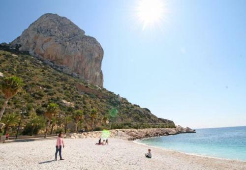 Calpe Apartment Sleeps 5 With Pool Air Con And Wifi