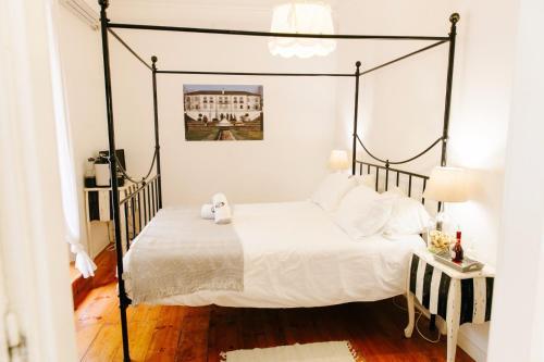 Grapes & Bites - Hostel And Wines